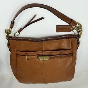 Coach 17816 British Tan Leather Shoulder Hobo Zip Shoulder Bag